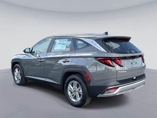 Hampton Gray 2026 Hyundai TUCSON SE