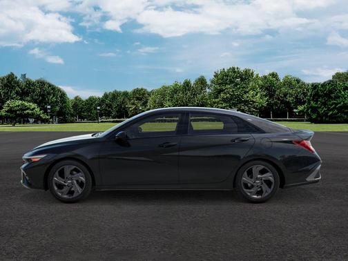 2026 Hyundai ELANTRA Sport