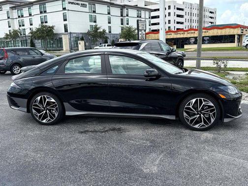 2024 Hyundai IONIQ 6 SEL