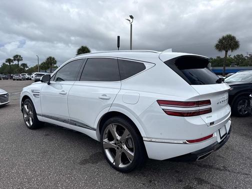 Uyuni White 2023 Genesis GV80 3.5T