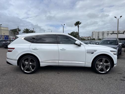 Uyuni White 2023 Genesis GV80 3.5T