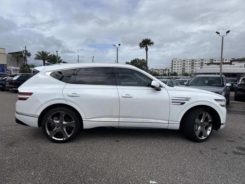 Uyuni White 2023 Genesis GV80 3.5T