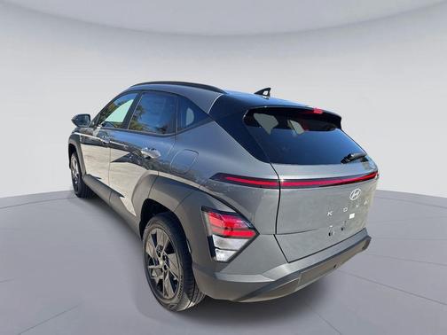 Ecotronic Gray Pearl 2026 Hyundai KONA SEL Sport