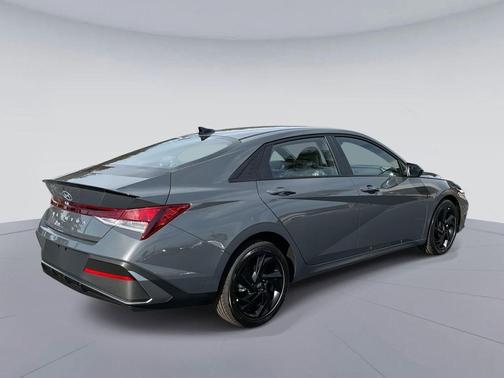 2026 Hyundai ELANTRA Sport