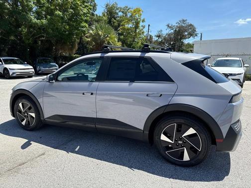 2025 Hyundai IONIQ 5 SEL