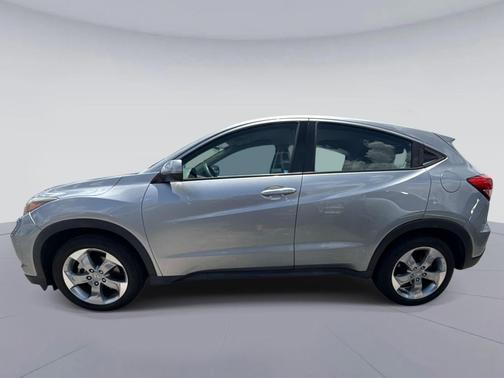 Lunar Silver Metallic 2018 Honda HR-V LX