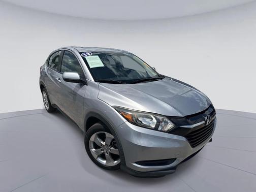 Lunar Silver Metallic 2018 Honda HR-V LX