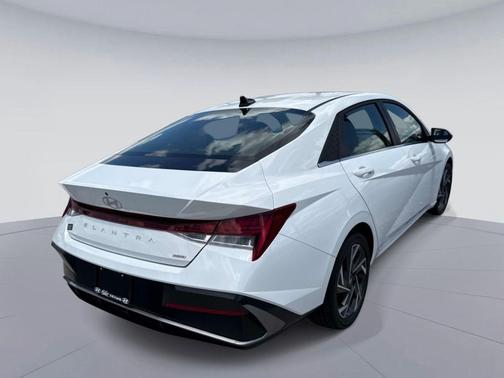 Serenity White 2025 Hyundai ELANTRA HEV Limited