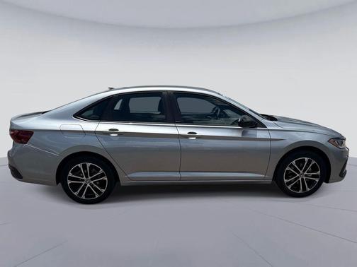 Pyrite Silver Metallic 2025 Volkswagen Jetta 1.5T Sport