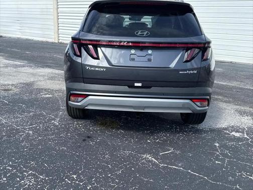 2025 Hyundai TUCSON Hybrid Limited