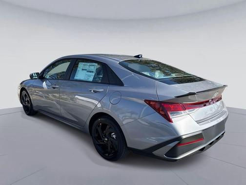 2026 Hyundai ELANTRA Sport