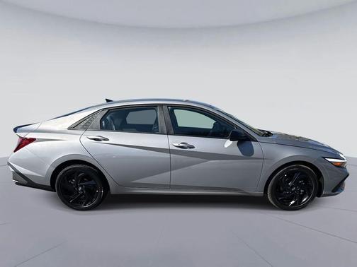 2026 Hyundai ELANTRA Sport