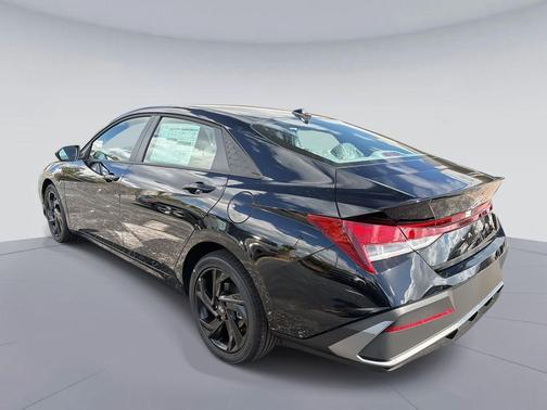 2026 Hyundai ELANTRA Sport