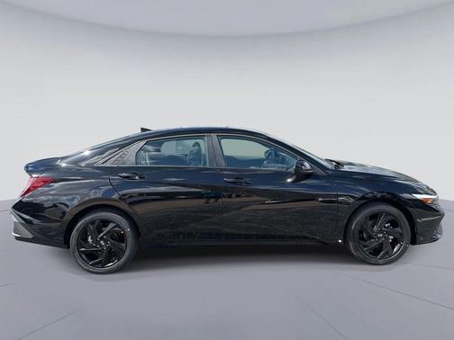 2026 Hyundai ELANTRA Sport