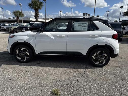 2025 Hyundai VENUE Limited