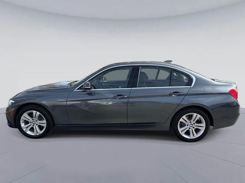 2018 BMW 330 xDrive