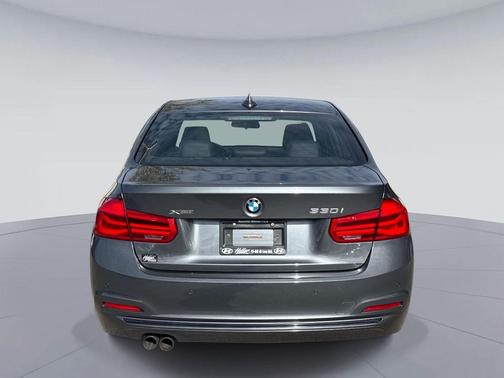 2018 BMW 330 xDrive