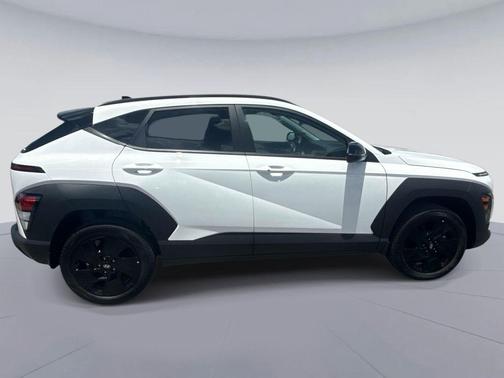 Atlas White 2026 Hyundai KONA SEL Sport
