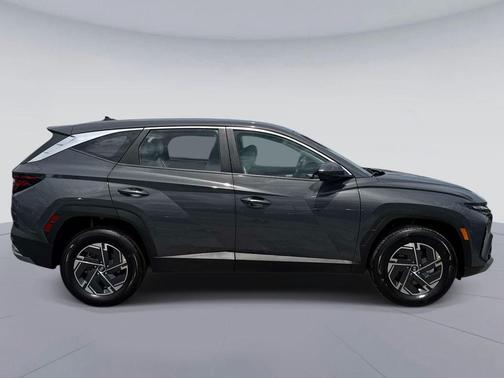 Ecotronic Gray 2026 Hyundai TUCSON Hybrid Blue SE