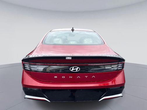 2026 Hyundai SONATA SEL