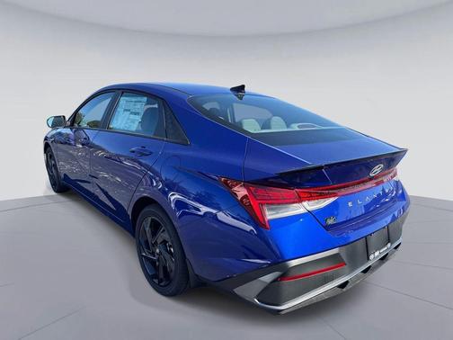 2026 Hyundai ELANTRA HEV SEL Sport