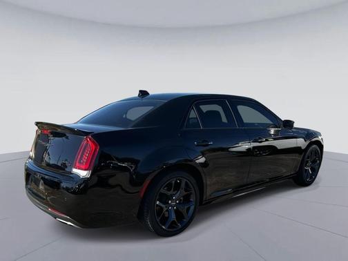 2023 Chrysler 300 S