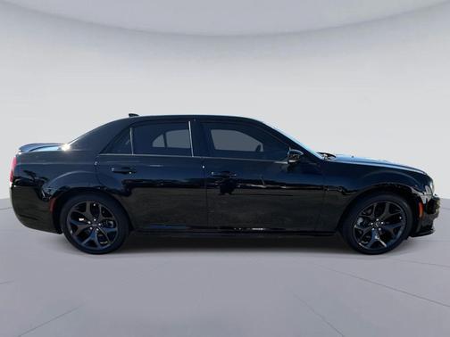 2023 Chrysler 300 S