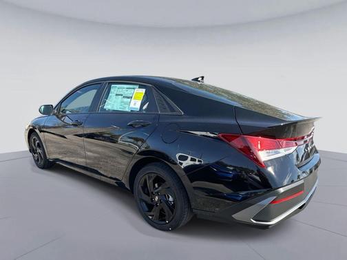 2026 Hyundai ELANTRA Sport