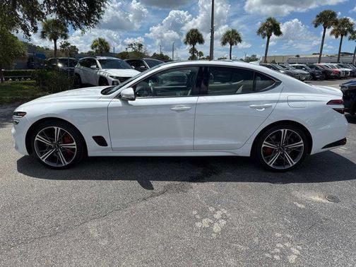 2024 Genesis G70 2.5T RWD