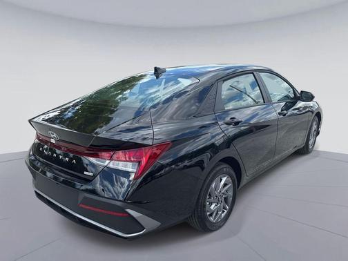Abyss Black 2026 Hyundai ELANTRA HEV Blue