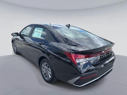 Abyss Black 2026 Hyundai ELANTRA HEV Blue