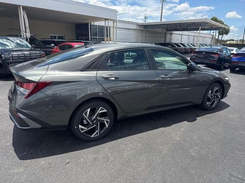 2025 Hyundai ELANTRA Sport