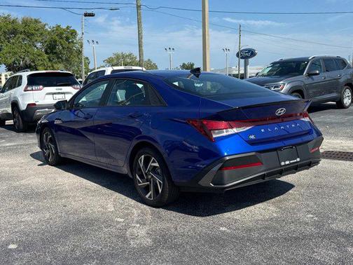 2025 Hyundai ELANTRA Sport