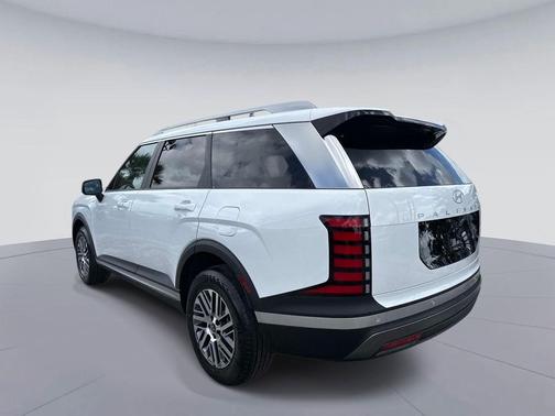 Creamy White Pearl 2026 Hyundai PALISADE SEL 7P