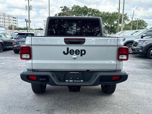 2023 Jeep Gladiator Sport S