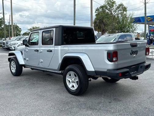 2023 Jeep Gladiator Sport S
