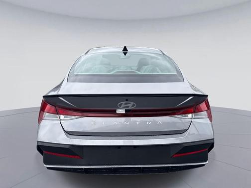 2026 Hyundai ELANTRA Sport