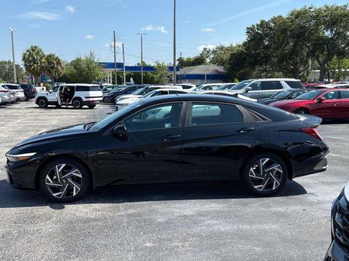 2025 Hyundai ELANTRA Sport