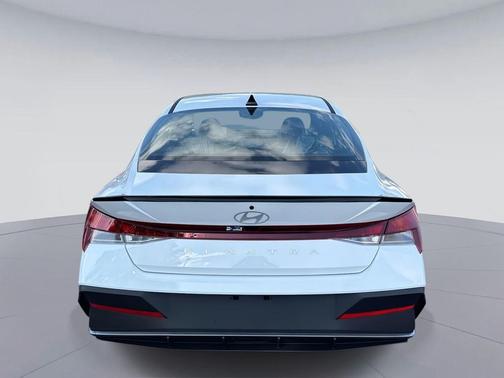 2026 Hyundai ELANTRA Sport