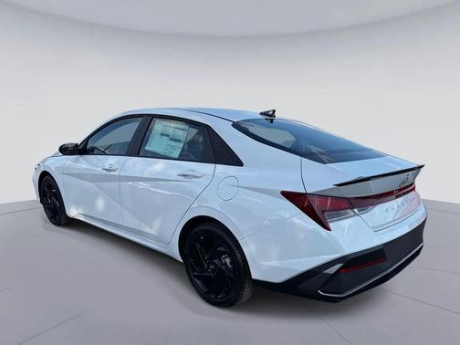 2026 Hyundai ELANTRA Sport