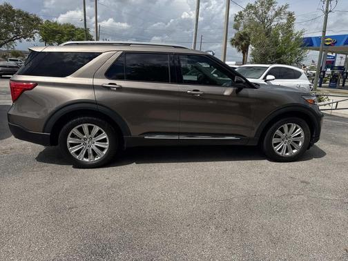 2021 Ford Explorer Limited