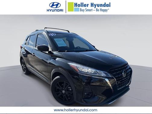 2021 Nissan Kicks SR