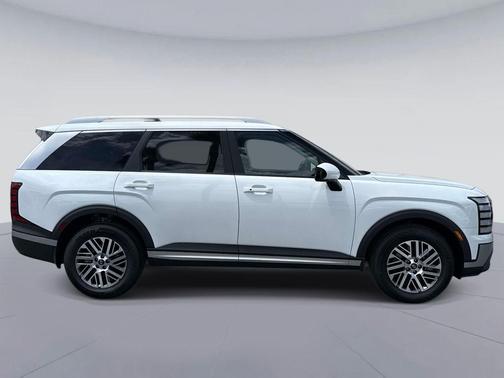 Creamy White Pearl 2026 Hyundai PALISADE SEL 7P