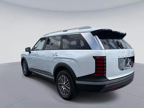 Creamy White Pearl 2026 Hyundai PALISADE SEL 7P