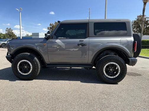 Carbonized Gray Metallic 2021 Ford Bronco Badlands