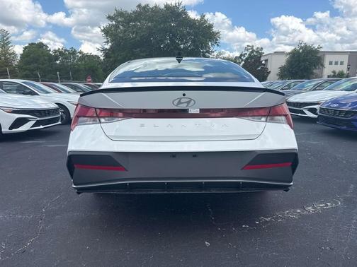 2025 Hyundai ELANTRA Sport