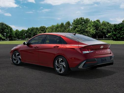 2025 Hyundai ELANTRA Sport