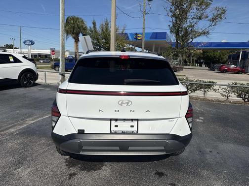 2025 Hyundai KONA Limited