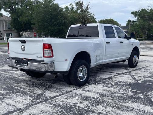 Bright White Clearcoat 2024 RAM 3500 Tradesman Crew Cab 4x4 8' Box