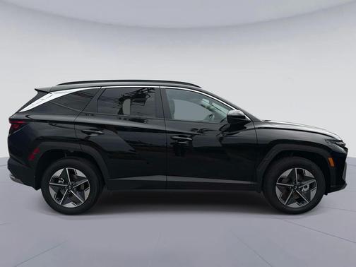Ash Black 2026 Hyundai TUCSON Hybrid SEL